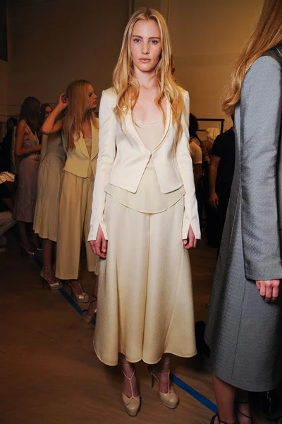 Look 26